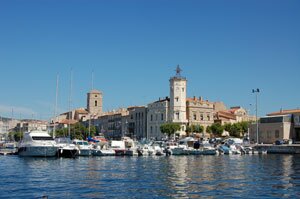 Le Vieux Port de la Ciotat est un endroit d'accueil et de refuge pour tous les bateaux