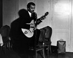 Georges Brassens, né à Sète en 1921, c'est le connu des Sétois, disait que les plus chanceux étaient ceux qui habitaient le cimetière marin de Sète avec une vue imprenable sur la grande bleue
